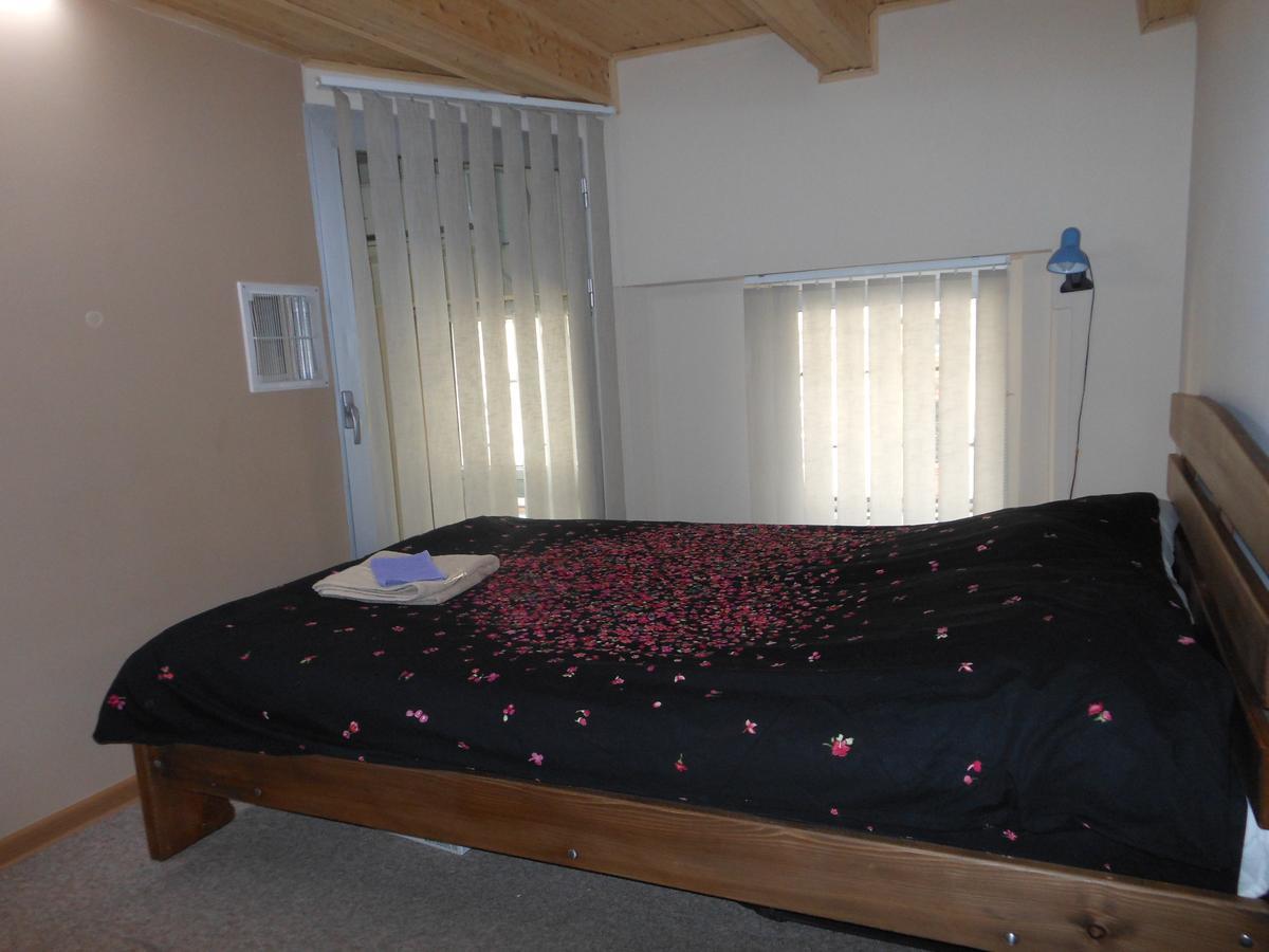 Guesthouse Rest Тбилиси Екстериор снимка