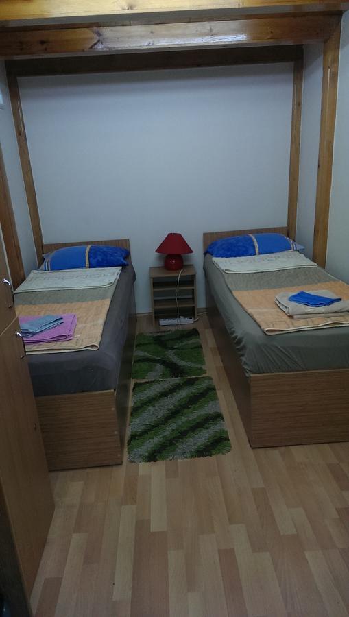 Guesthouse Rest Тбилиси Екстериор снимка
